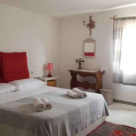 Pm 1 Via Armando Diaz Guest House Olbia Eksteriør bilde
