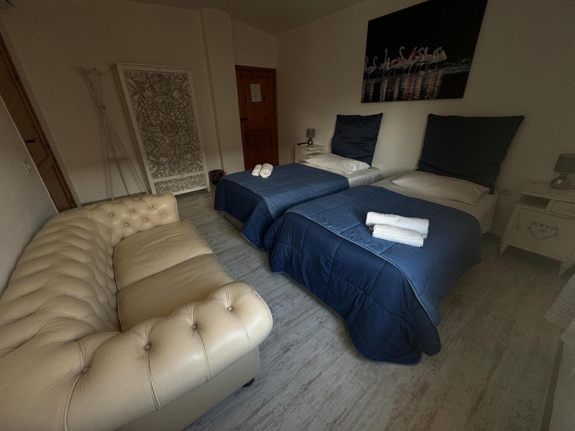 Pm 1 Via Armando Diaz Guest House Olbia Eksteriør bilde